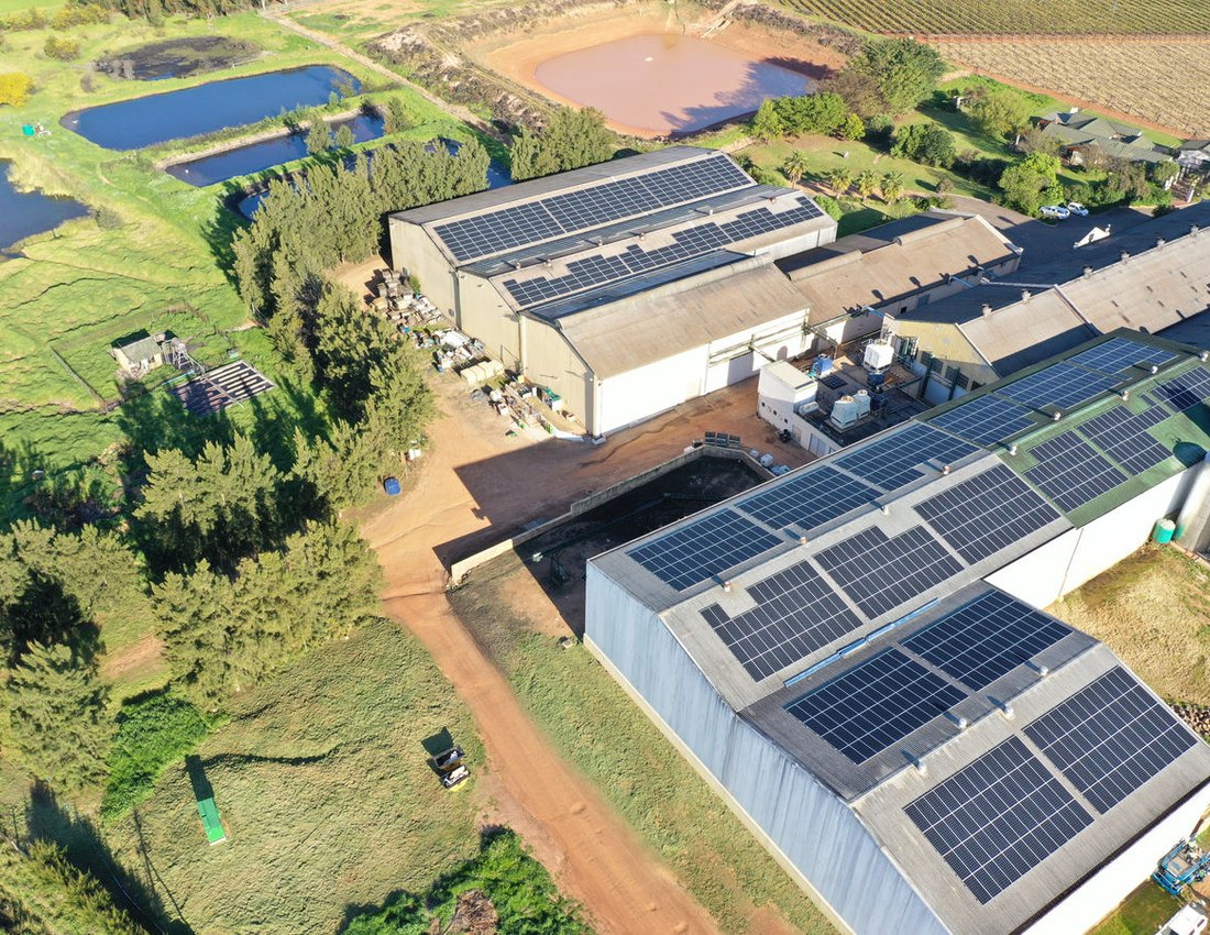 Commercial rooftop solar array at scale